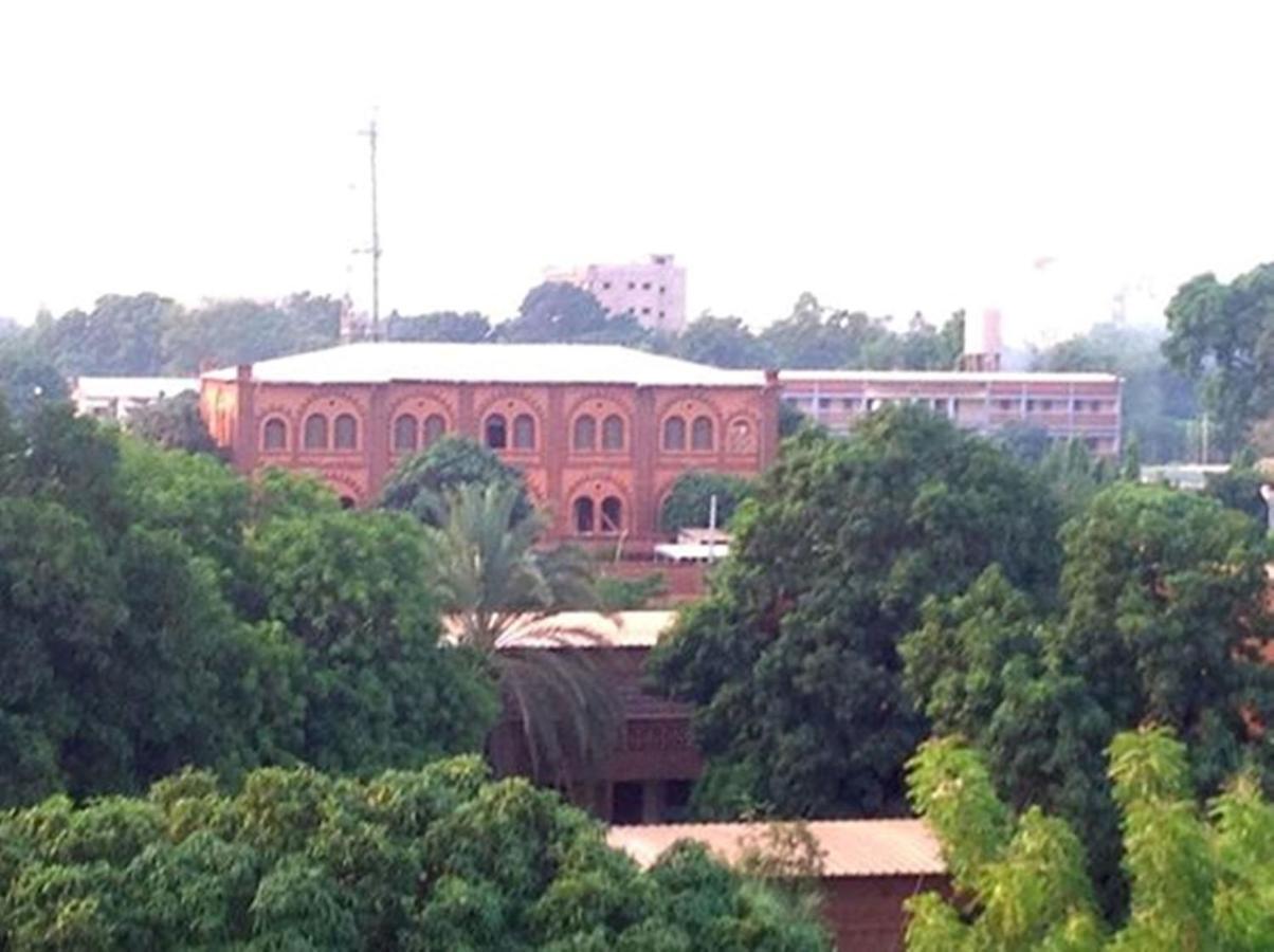 Hotel Kavana วากาดูกู ภายนอก รูปภาพ