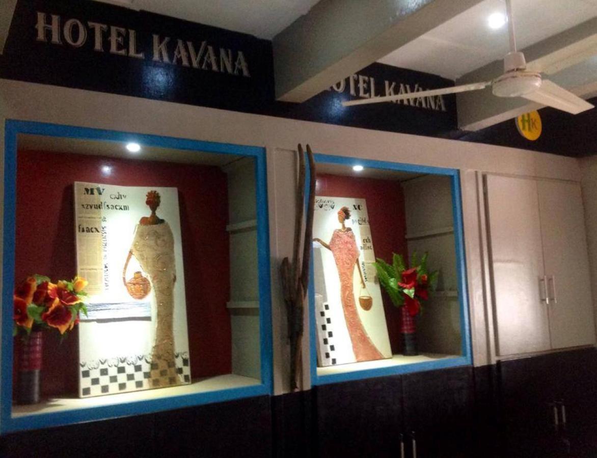 Hotel Kavana วากาดูกู ภายนอก รูปภาพ