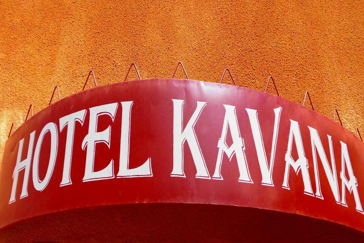 Hotel Kavana วากาดูกู ภายนอก รูปภาพ